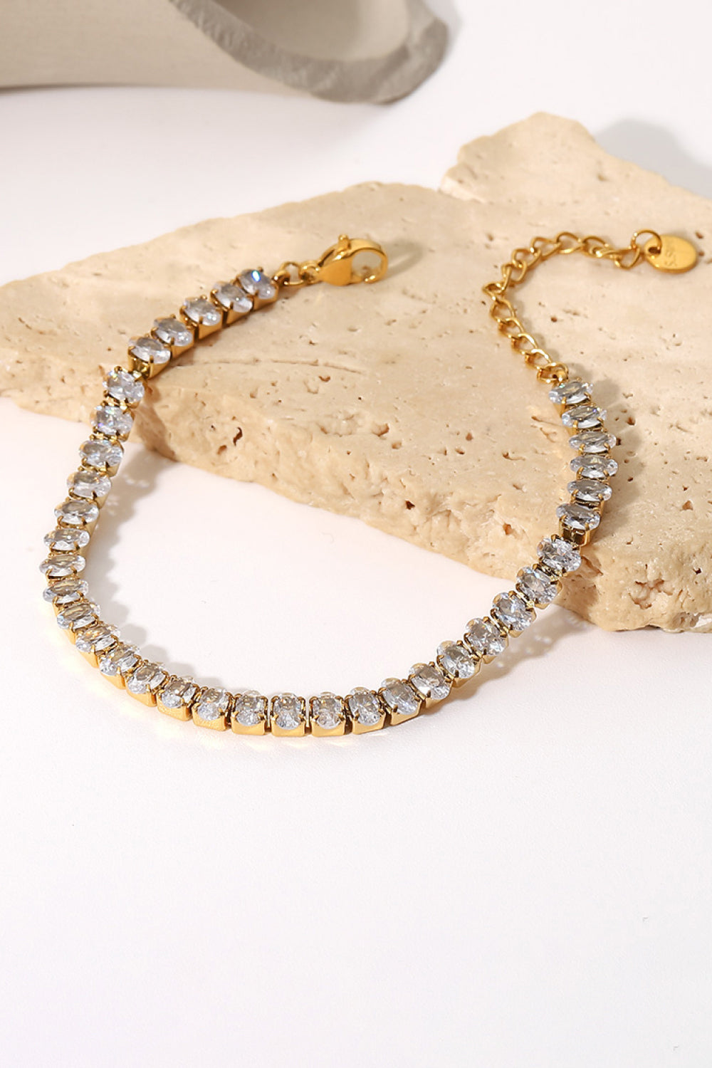 inlaid-zircon-18k-gold-plated-bracelet