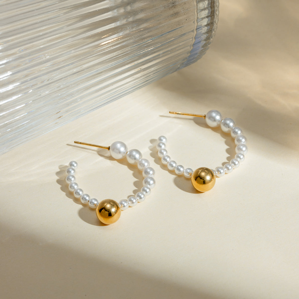 stainless-steel-synthetic-pearl-c-hoop-earrings