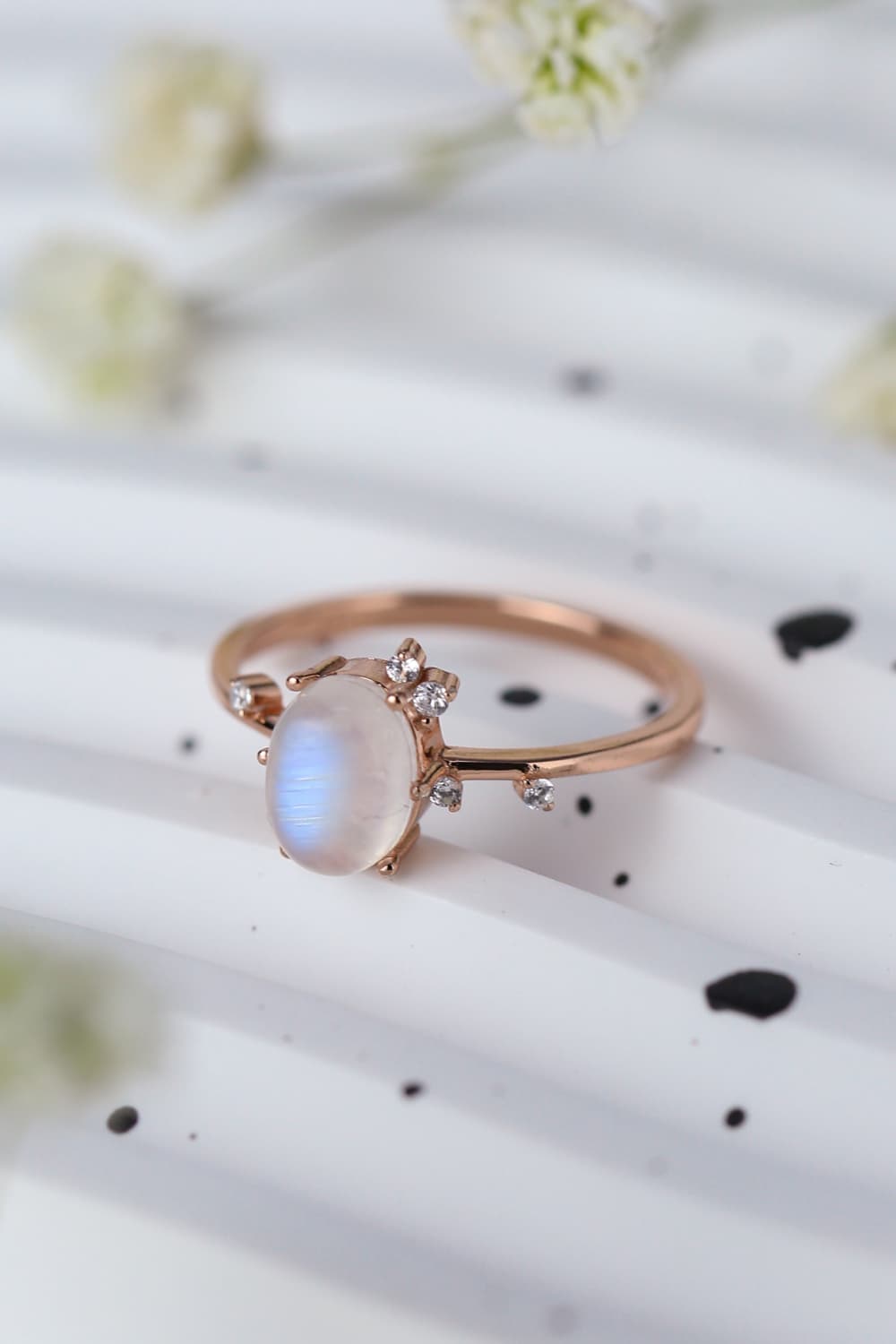 high-quality-natural-moonstone-925-sterling-silver-ring