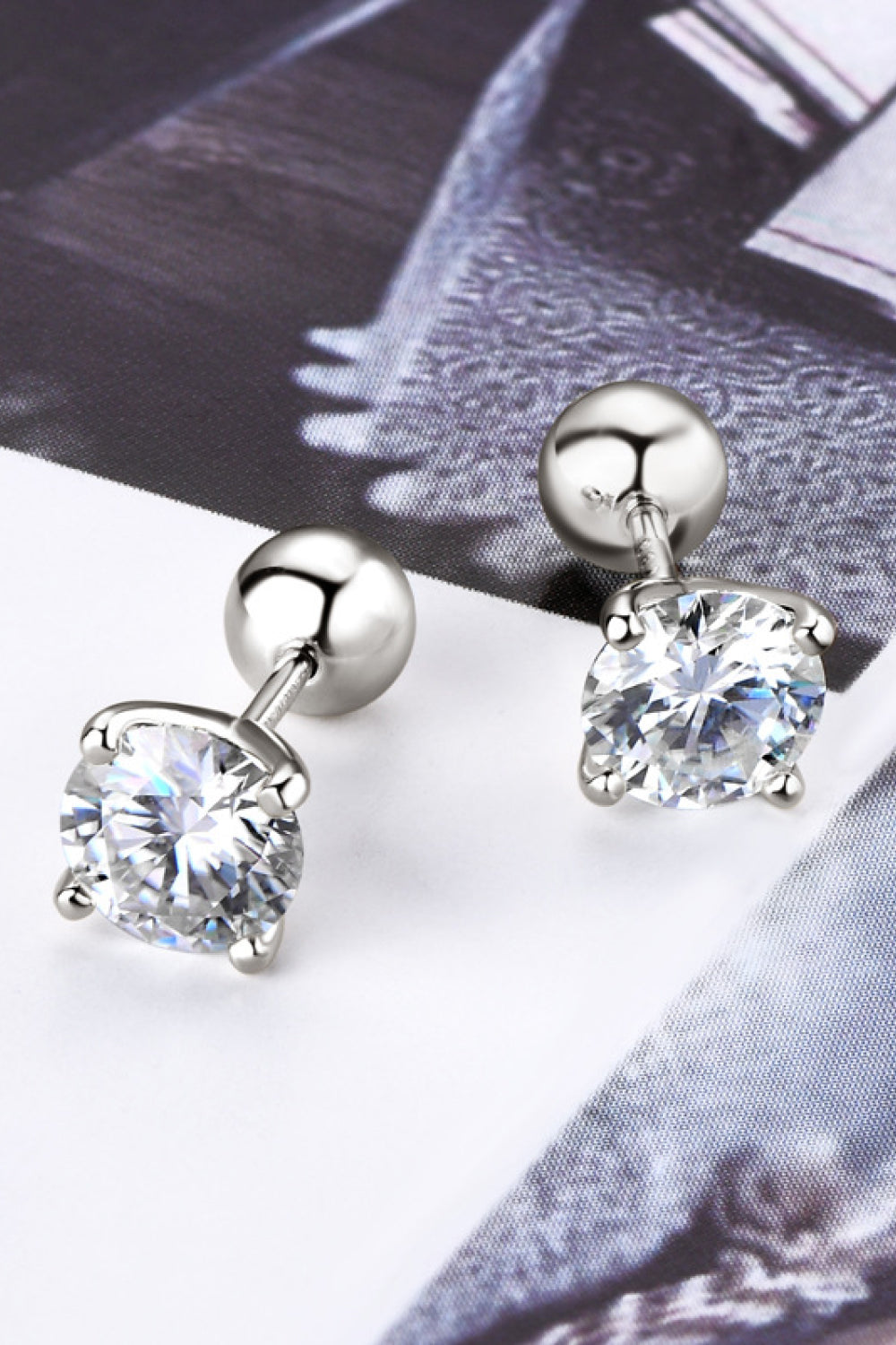 2 Carat Moissanite 925 Sterling Silver Stud Earrings - 3 Colors